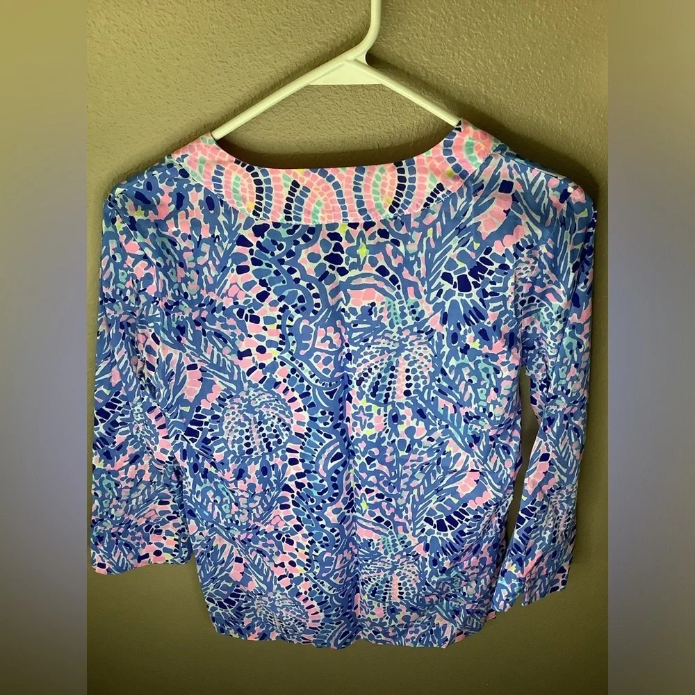 Lilly Pulitzer Amelia Island Tunic in Tic Tac Toe Tile Print, Size XS - Picture 5 of 10